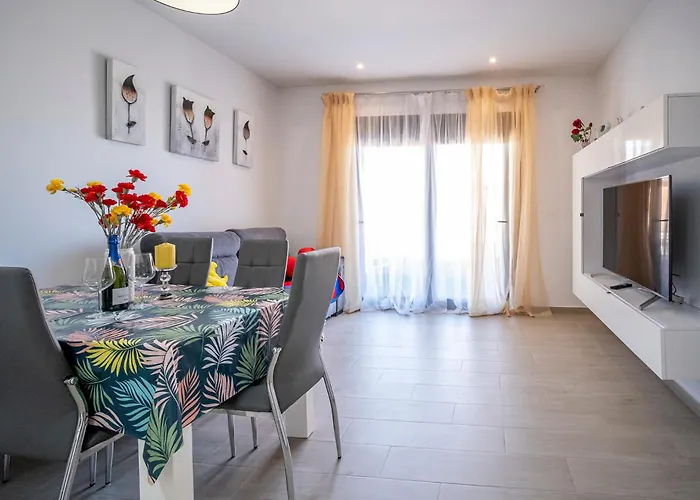 цветы у моря *