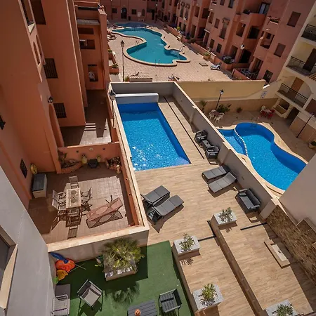 Sea & Sun Apartment